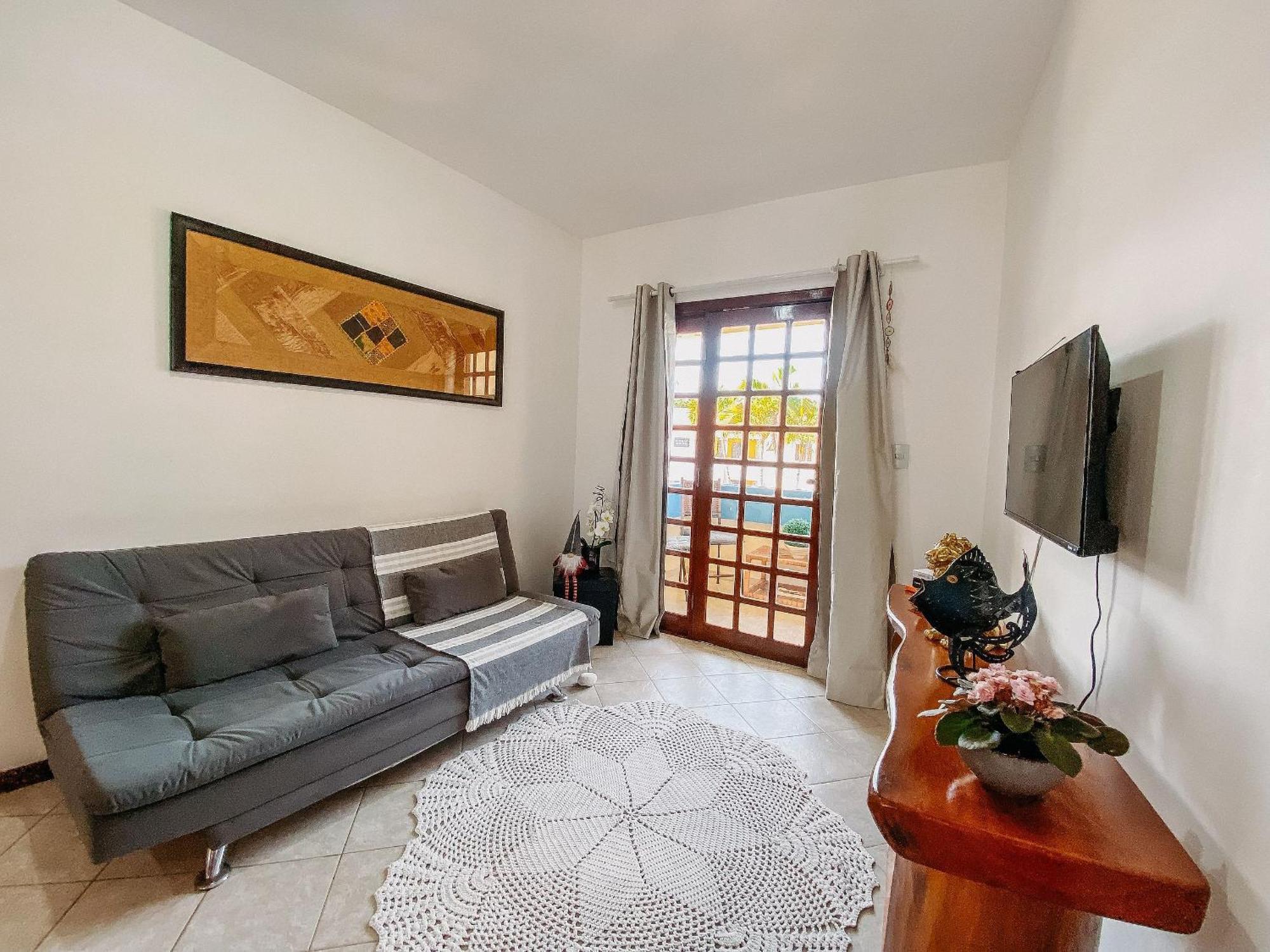 Aptos Com 3 Quartos Sendo 1 Suite, No Residencial Lacorte, Com Piscina, Area Gourmet Localizado A Poucos Metros Da De Taperapua Porto Seguro