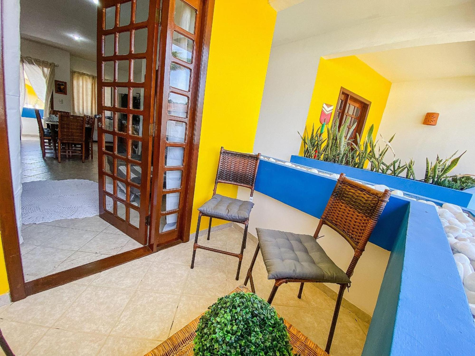 Aptos Com 3 Quartos Sendo 1 Suite, No Residencial Lacorte, Com Piscina, Area Gourmet Localizado A Poucos Metros Da De Taperapua * Porto Seguro