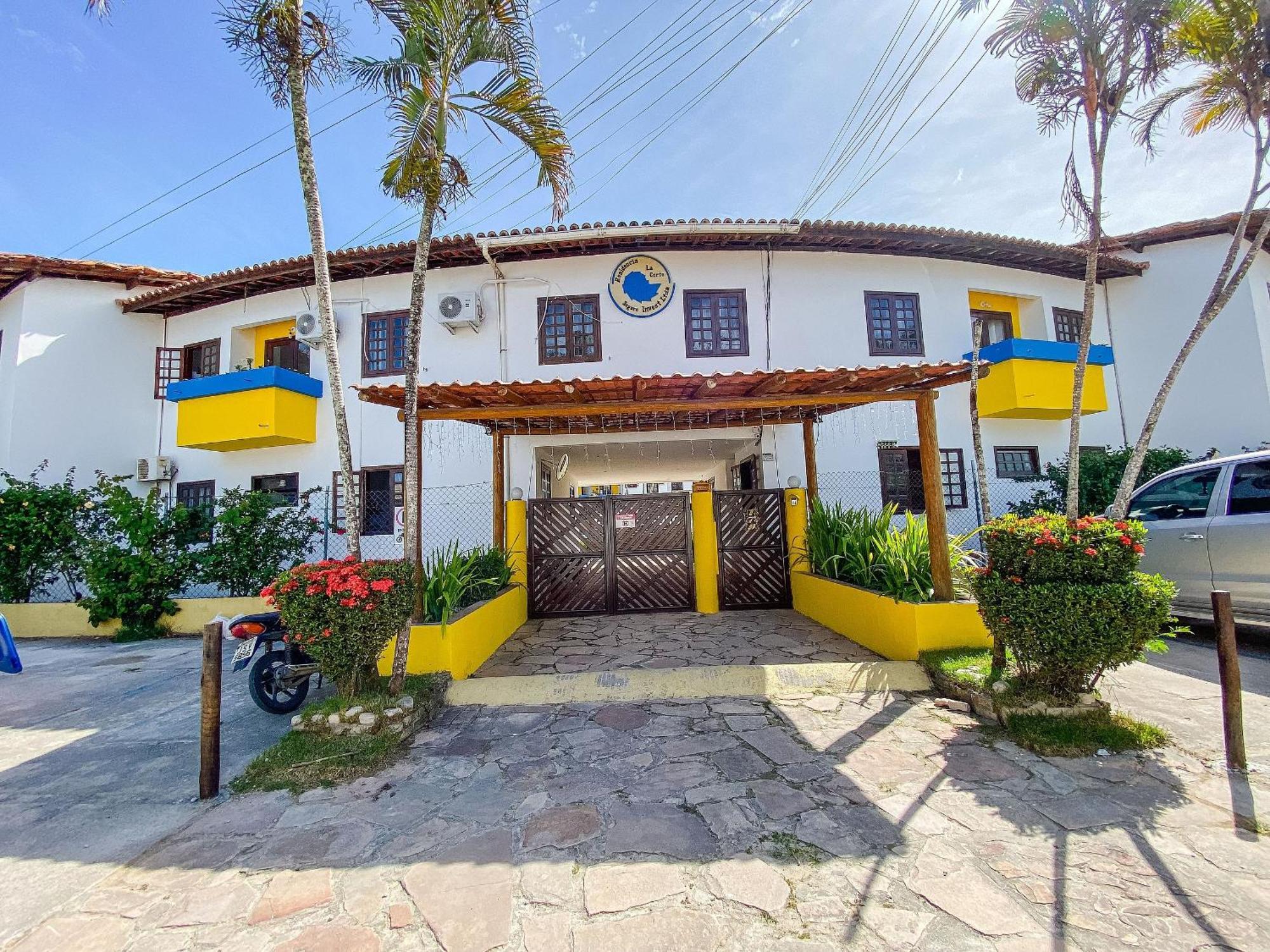 Casa de férias Aptos Com 3 Quartos Sendo 1 Suite, No Residencial Lacorte, Com Piscina, Area Gourmet Localizado A Poucos Metros Da De Taperapua *