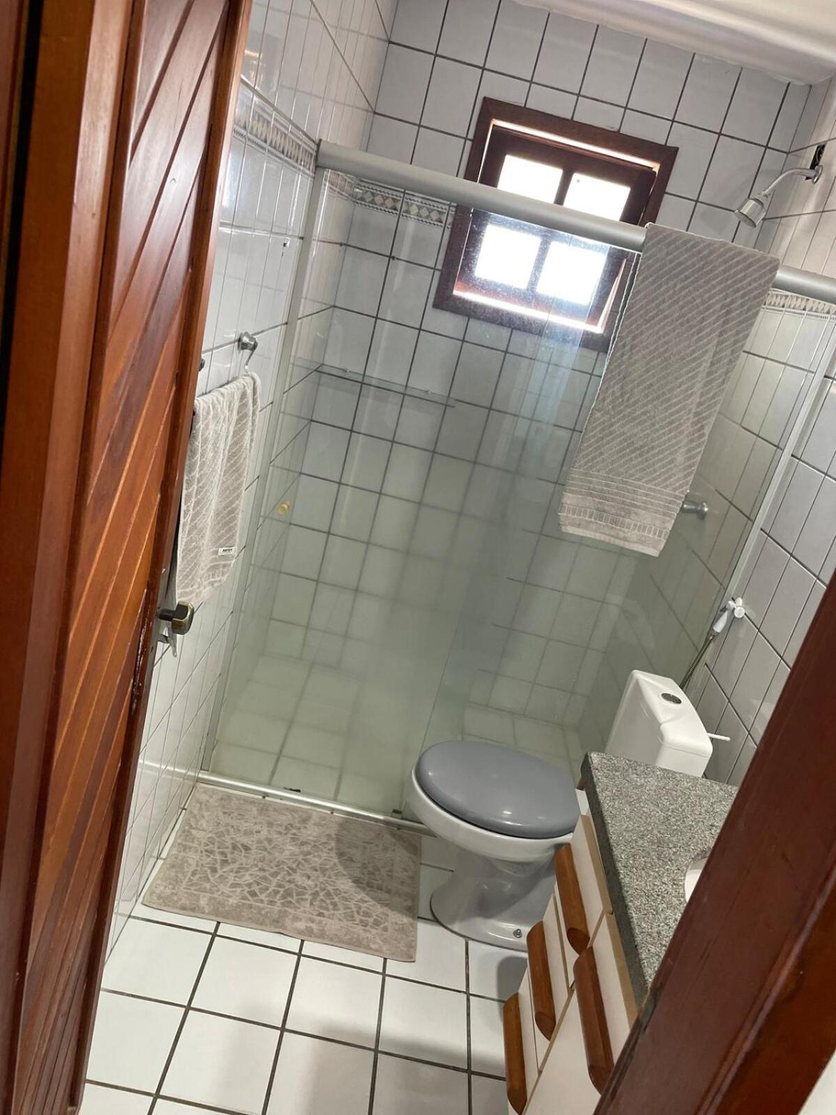 Encantador Com Piscina Ao Lado Da *