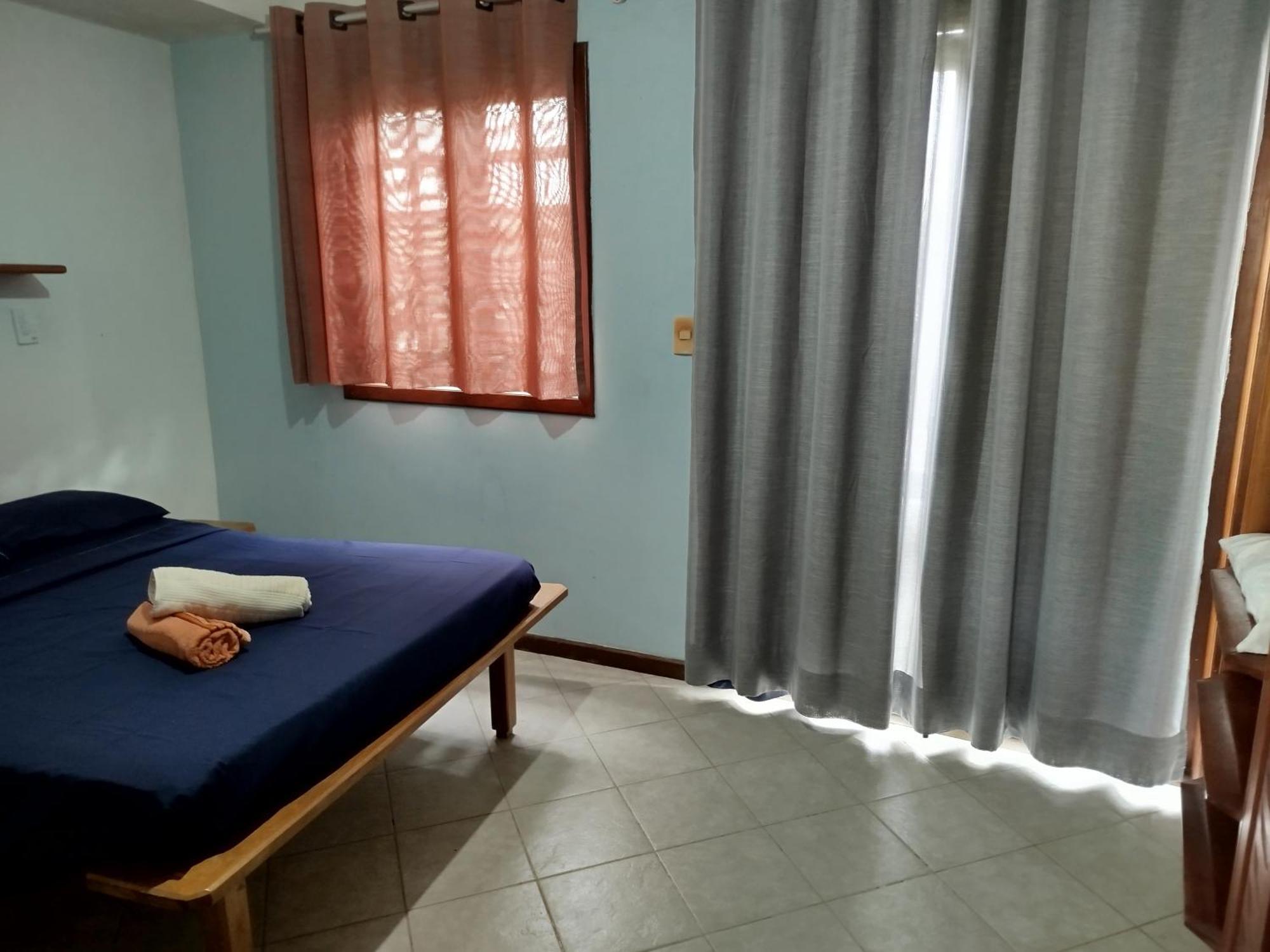 Terreo Dois Quartos Wifi E Piscina