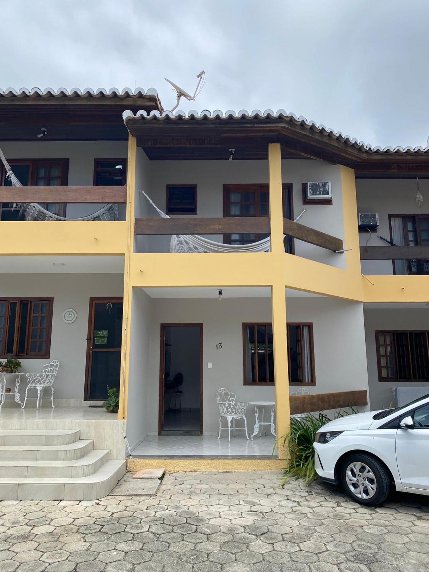 Encantador Com Piscina Ao Lado Da *
