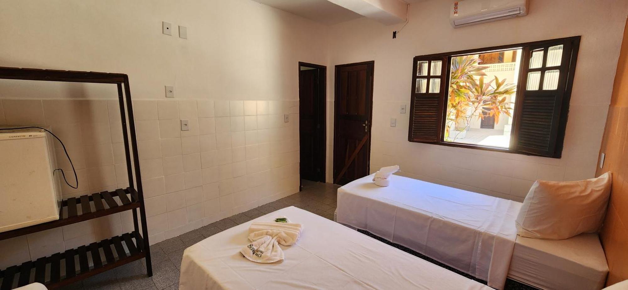 Hotel Baronesa *