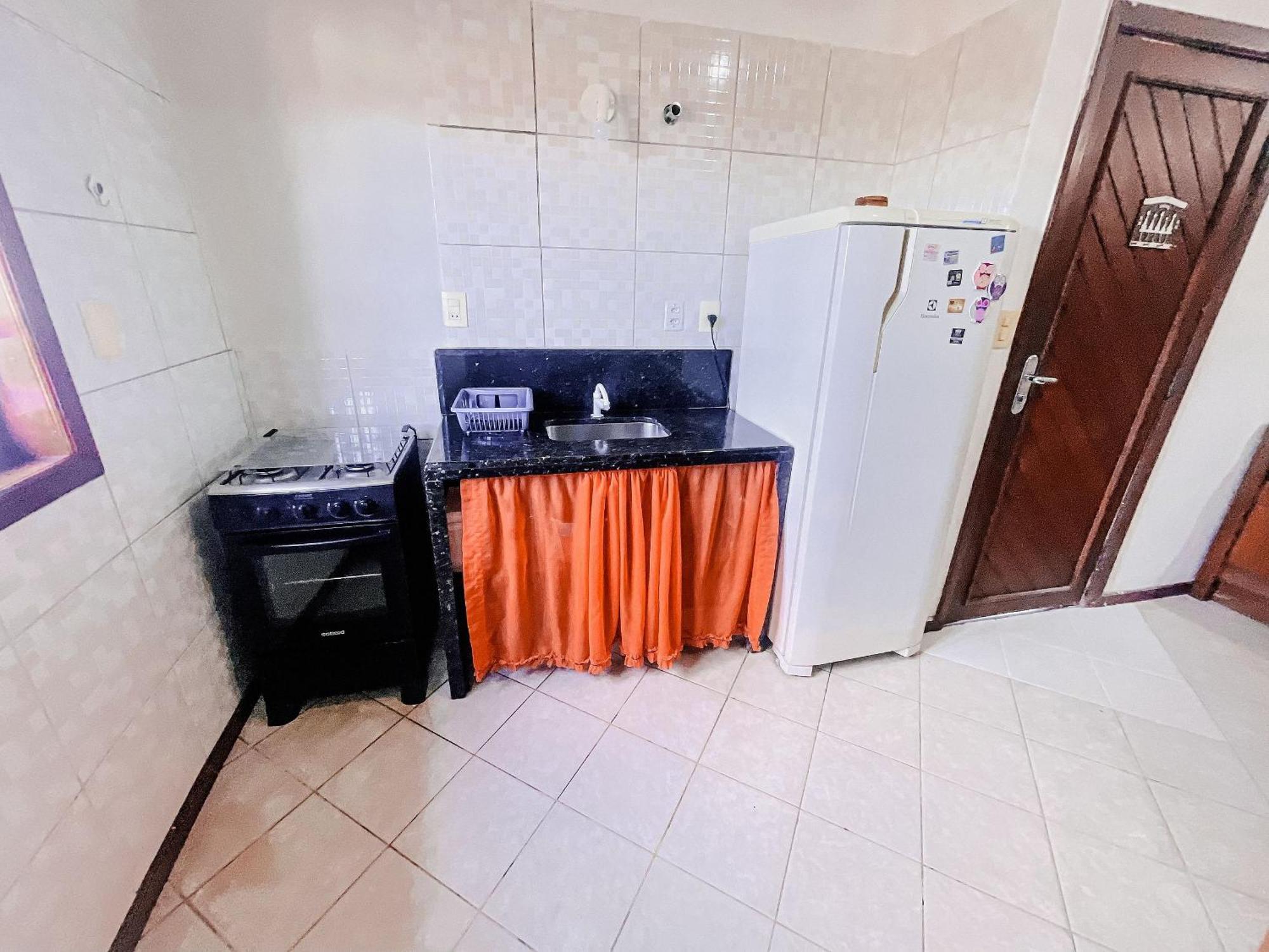Aptos Com 3 Quartos Sendo 1 Suite, No Residencial Lacorte, Com Piscina, Area Gourmet Localizado A Poucos Metros Da De Taperapua Casa de férias *