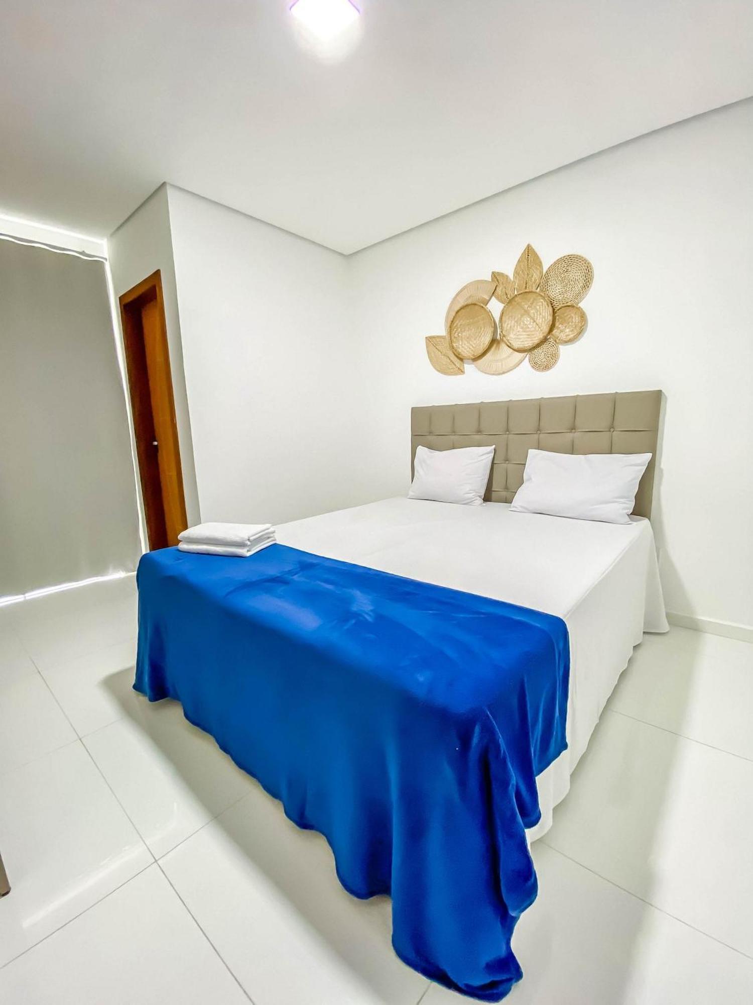 Casas Duplex Todas Com 3 Suiites Ambas Com Ar Condicionado, Varanda, Internet E Churrasqueira Privativa No Residencial Jardins De Taperpua 2 Codominio A Poucos Metros Da De Taperapua, Com Piscina E Area Gourmet. Porto Seguro