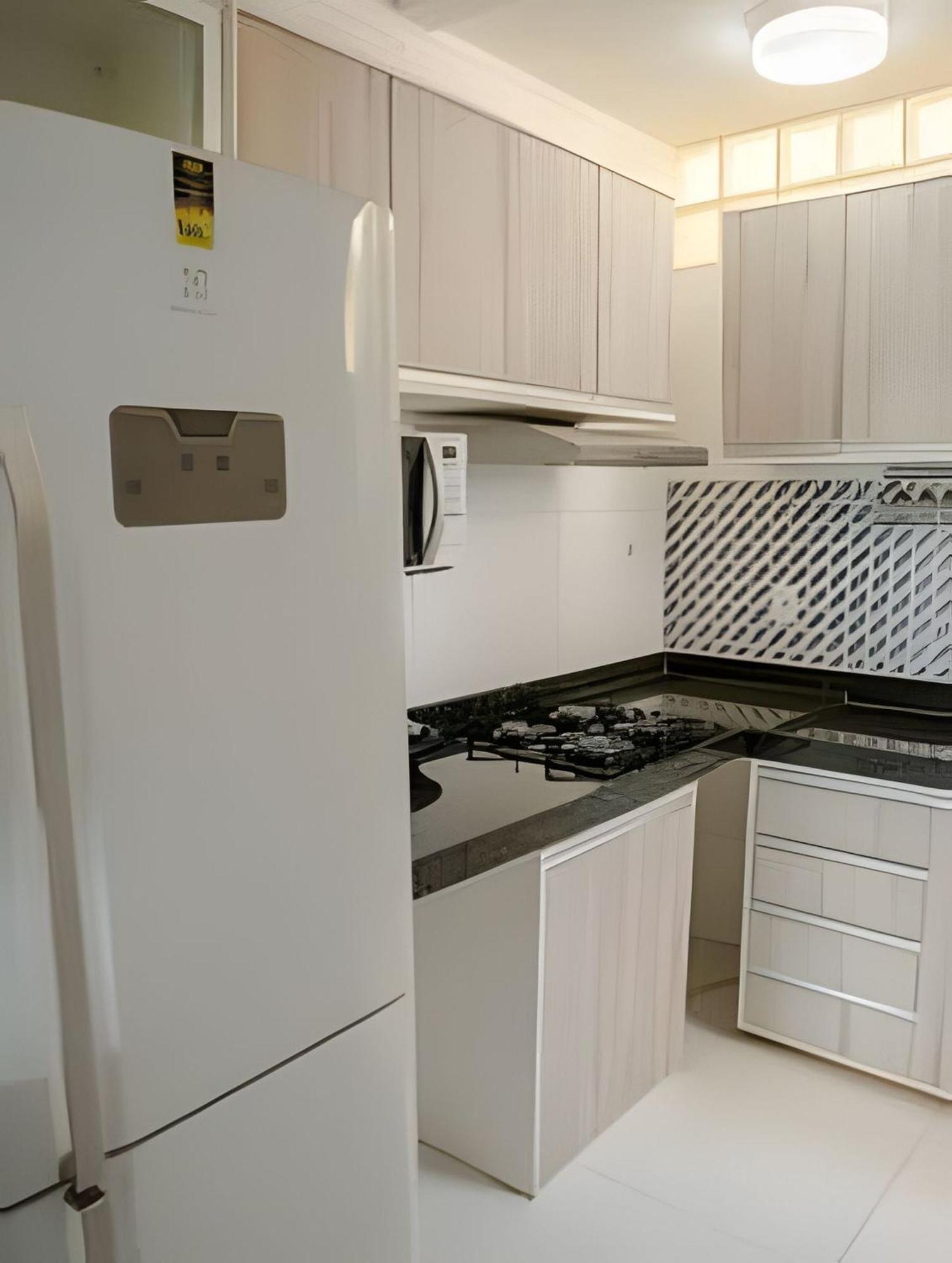 500M Praia De Taperapuan; 2 Quartos; Wifi 300Mbs; 2 Pavimento; Churrasqueira; Chuveirao; Estacionamento Gratuito 1 Carro Holiday home