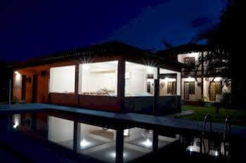Hotel Solaris Praia 3*