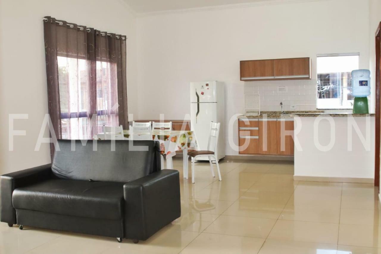 Luxo A 100 Metros Da Praia *