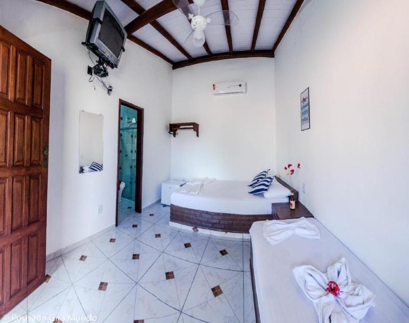 Gira Mundo Inn