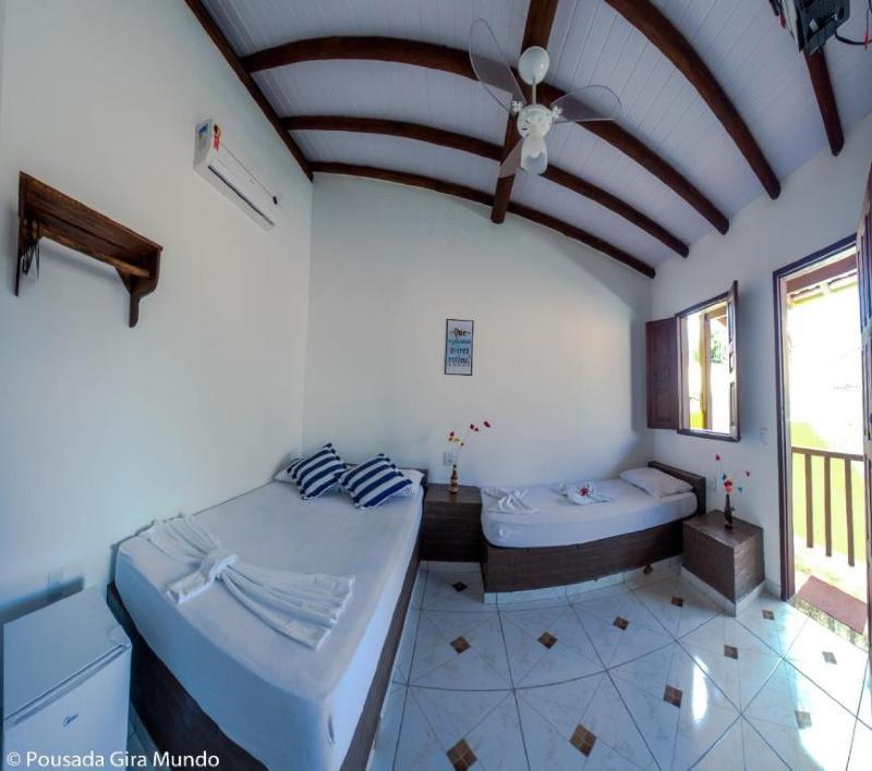 Gira Mundo Inn 2*