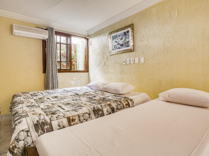 Hotel Pousada Lago De Garda 2*