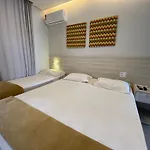 Encantos de Itaperapuã