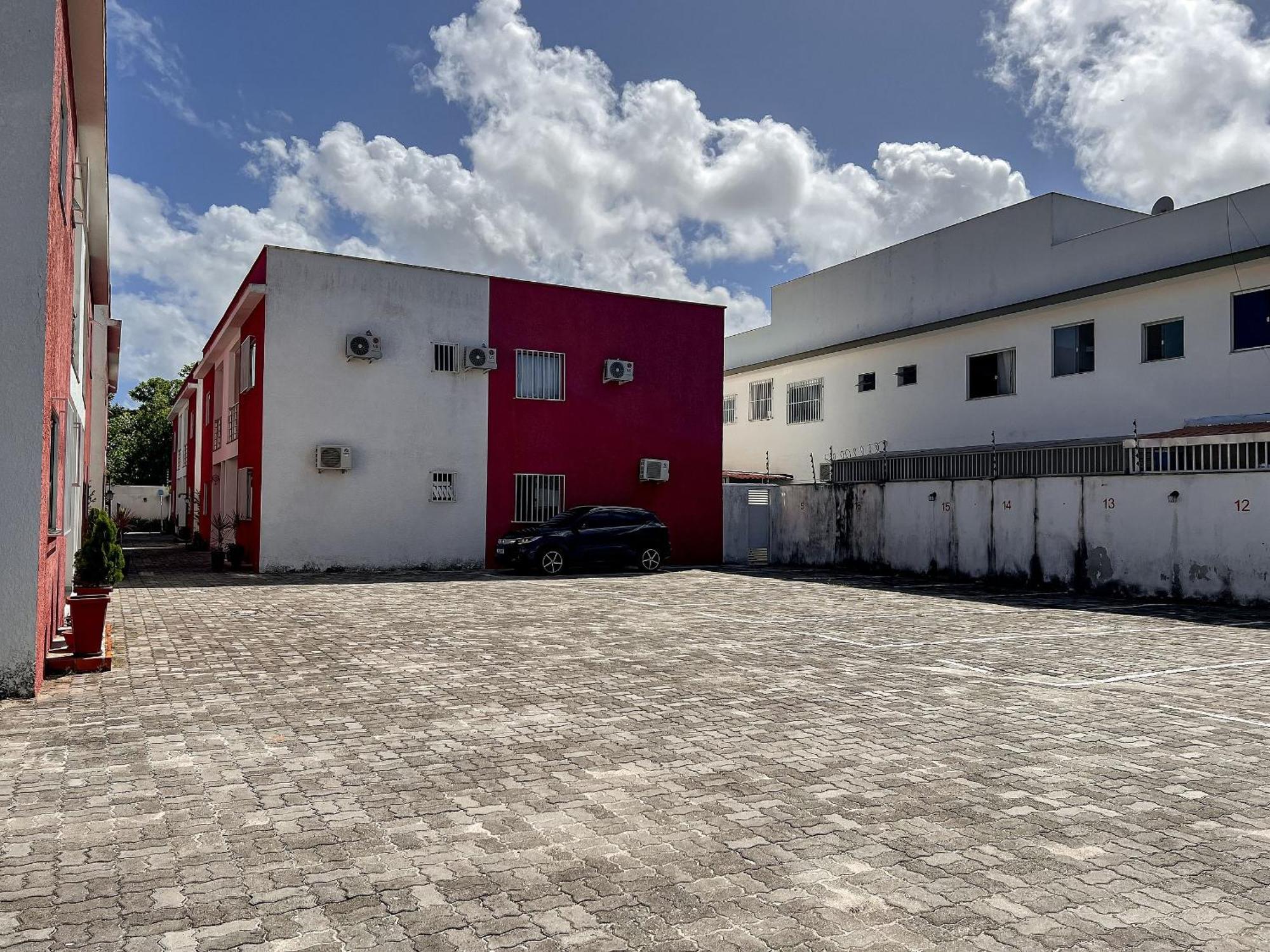Taperapua Beachside Retreat: Poolside With Ocean-view Balcony * Porto Seguro